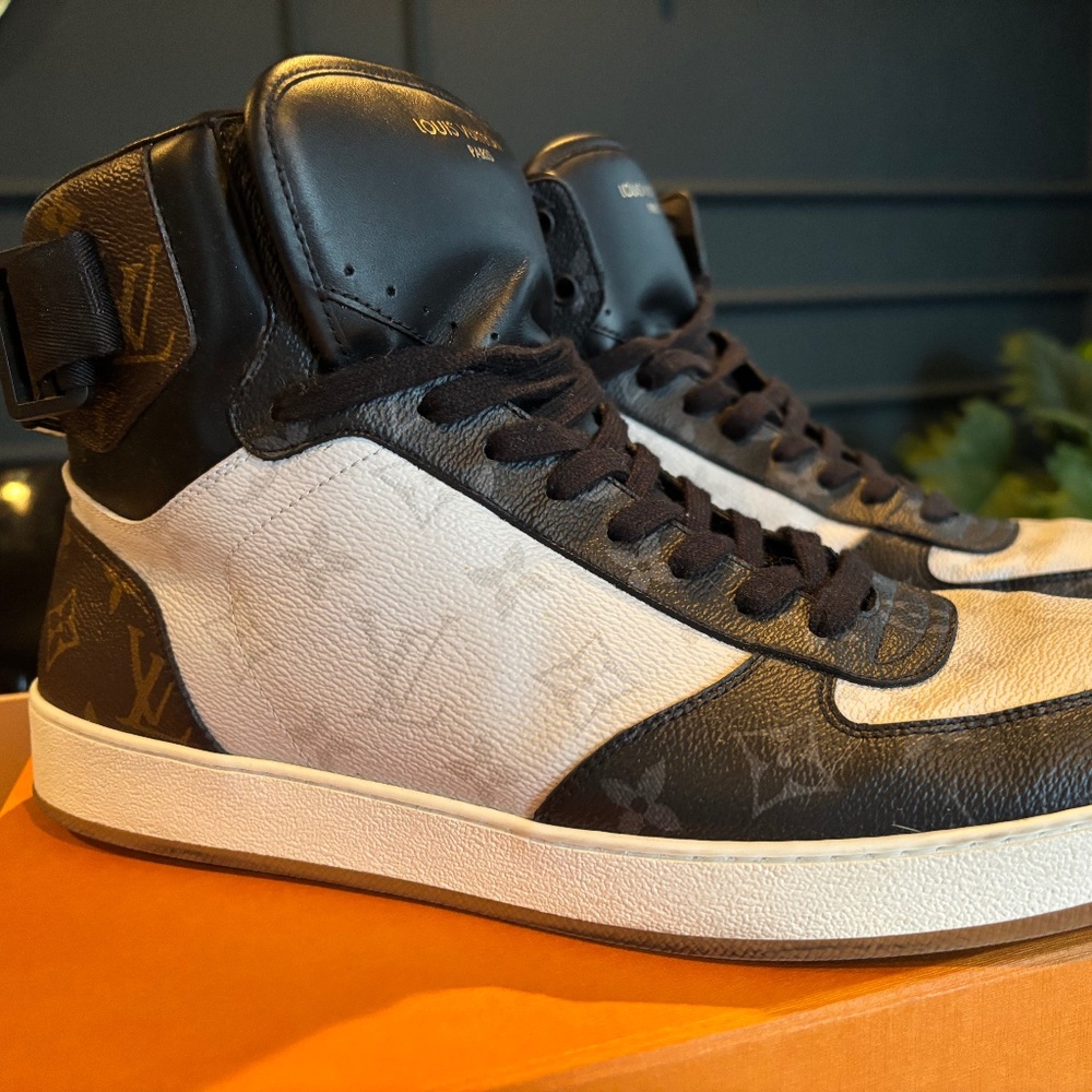 Men’s Louis Vuitton High Top Sneakers